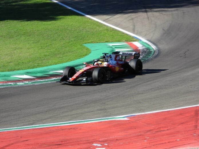 formula-1:-Στην-Ίμολα-για-δοκιμές-η-ferrari-και-η-racing-bulls