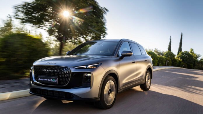 lepas-l8-phev:-Με-τεχνολογία-που-διευκολύνει-την-καθημερινότητα