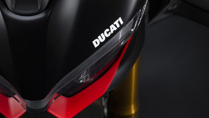 to-2027-η-ducati-επαναφέρει-τις-εκδόσεις-sport-production