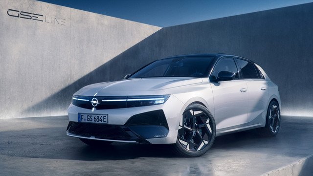 Η-opel-αποκαλύπτει-το-νέο-astra-gse-line-στο-Παρίσι