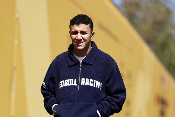f1:-o-isack-hadjar-θα-επιστρέψει-στη-δράση-στο-gp-Αζερμπαϊτζάν