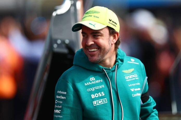 f1:-Ο-fernando-alonso-θα-συνεχίσει-να-αγωνίζεται-με-την-aston-martin-και-το-2027