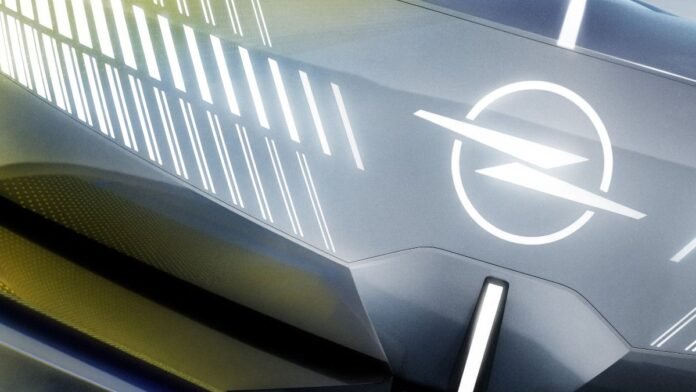 opel-stx-concept:-Μία-πρώτη-ματιά-πριν-το-Παρίσιop