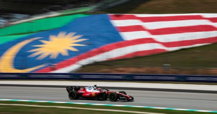 f1:-Ο-Λεκλέρ-στην-κορυφή-του-fp2-του-gp-Μπαχρέιν-(που-γίνεται-στη-Σεπάνγκ)