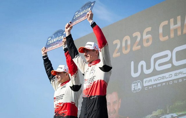 wrc-Σαρδηνίας:-Ο-Ουαλός-Έλφιν-Έβανς-στέφθηκε-για-πρώτη-φορά-πρωταθλητής-σε-έναν-αγώνα-διαφήμιση-για-τα-ράλι