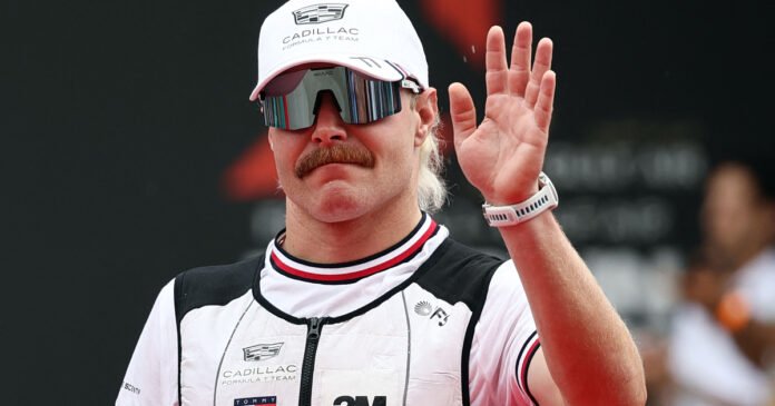 formula-1:-Ο-Βάλτερι-Μπότας-πήγε-από-το-grand-prix-της-Μαλαισίας-σε-αυτό-της-Σιγκαπούρης-κάνοντας…-ποδήλατο!-(pics)