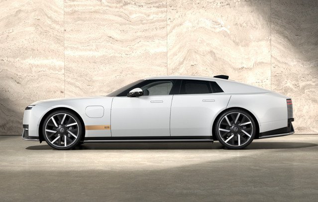 Η-jaguar-επιστρέφει-με-1030-ίππους-και-τιμή-πάνω-από-150.000-ευρώ-–-Το-μεγάλο-ηλεκτρικό-της-στοίχημα
