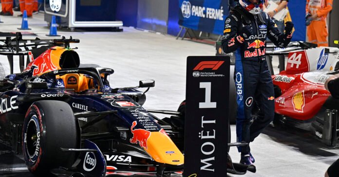 formula-1:-Ο-Φερστάπεν-πήρε-την-pole-position-στη-Σιγκαπούρη,-μπροστά-από-τις-ferrari