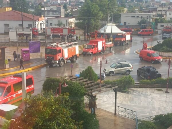 Εύβοια:-320-χιλιοστά-βροχής-«βούλιαξαν»-τη-Στενή-–-Σε-κατάσταση-έκτακτης-ανάγκης-ο-Δήμος-Διρφύων-–-Μεσσαπίων