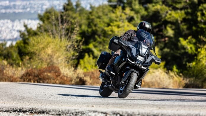 Δοκιμή:-bmw-r-1300-rt