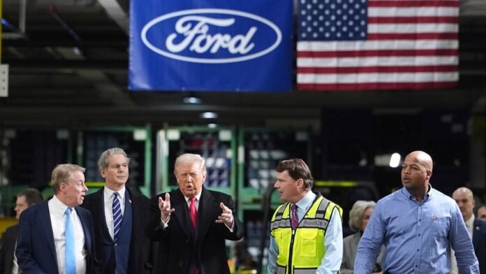Τι-συνέβη-στον-εργαζόμενο-της-ford-που-την…-είπε-στον-Τραμπ;
