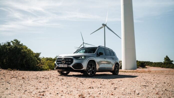 mercedes-benz-glb-200-hybrid:-Πολυτέλεια,-οικογενειακές-ανέσεις-και-υβριδική-υπεροχή-(+video)
