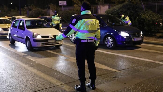 Τροχαία-Αττικής:-6.522-παραβάσεις-του-ΚΟΚ-και-32-συλλήψεις-οδηγών-σε-μία-εβδομάδα-(+video)