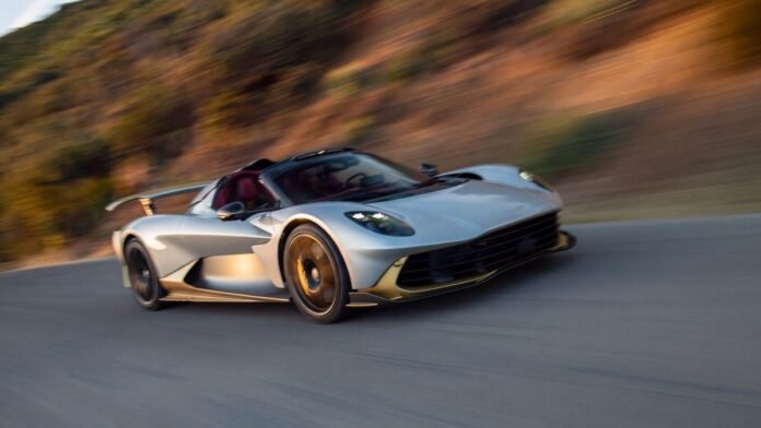 aston-martin-valhalla-spider:-«Ανεμίζει»-το-μαλλί-σου-με-1.079-ίππους