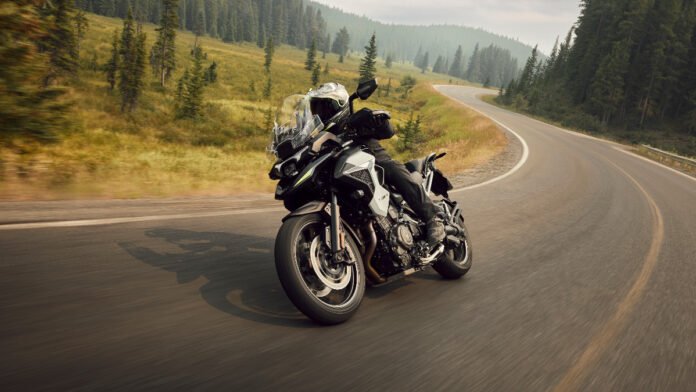 Ολική-επαναφορά-για-την-triumph-tiger-1200-(+video)
