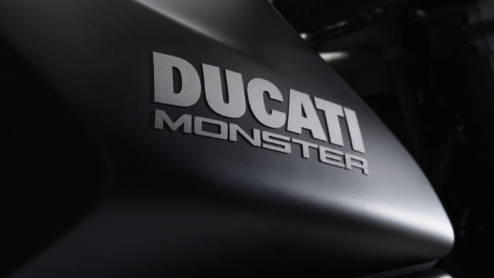 h-ducati-επαναφέρει-την-έκδοση-dark-στη-monster